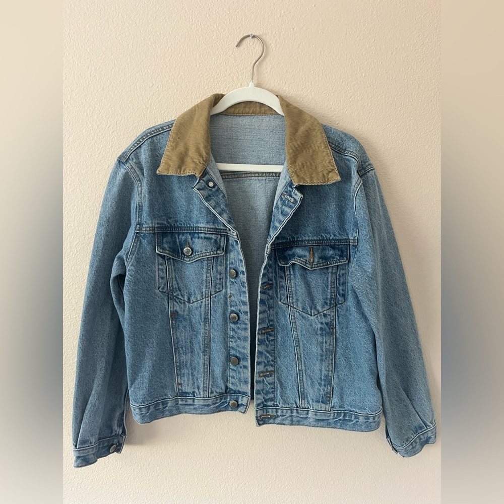 Brandy Melville jean jacket with corduroy collar